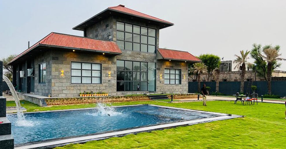 Luxury Farm House